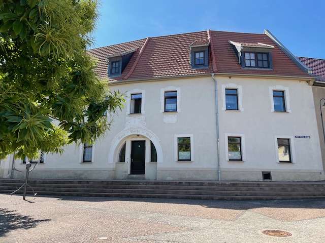 Wohnung zum Mieten in Wettin-Löbejün 330 € 54 m²