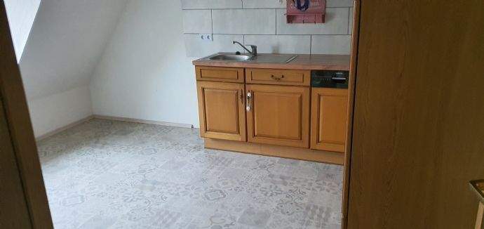 Etagenwohnung Könnern - 3 Zimmer, 69 m&sup2;, 345&euro; | Angebot:23949888