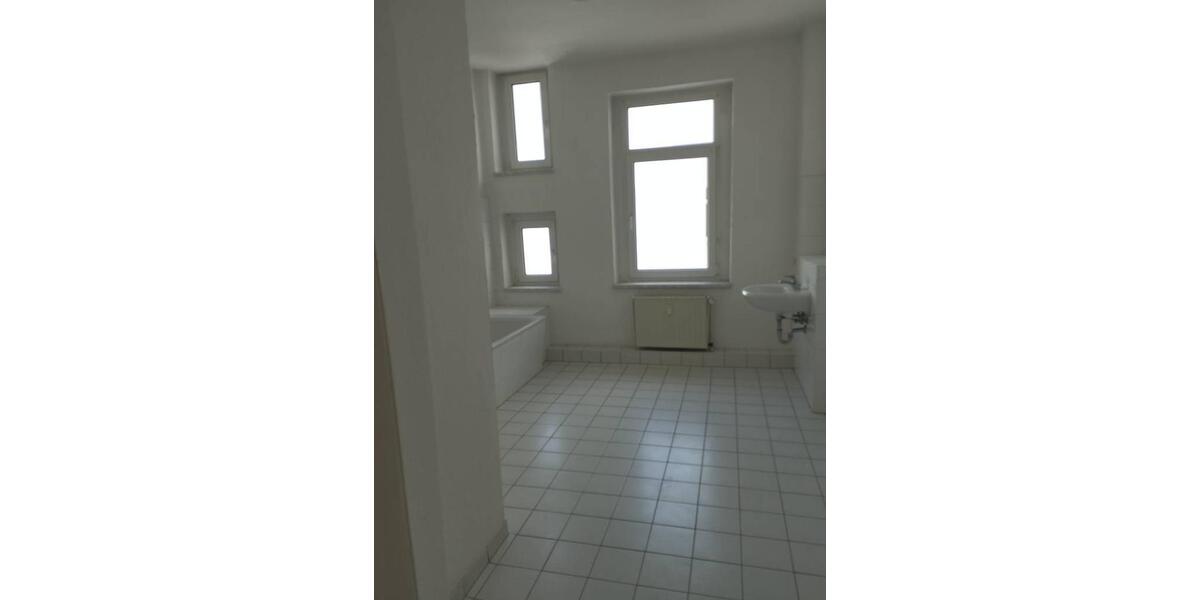 Etagenwohnung Halle (Saale) Damaschkestraße - 2 Zimmer, 71 m&sup2;, 500&euro; | Angebot:26587412