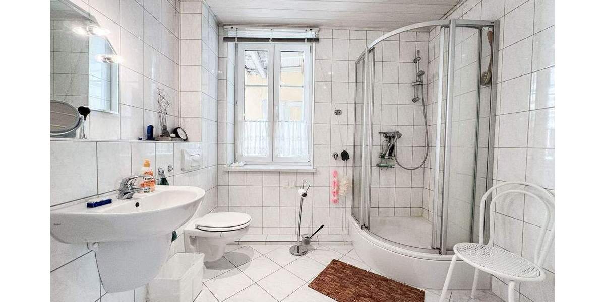 Mehrfamilienhaus, Wohnhaus Halle (Saale) Kanena-Bruckdorf - 9 Zimmer, 120 m&sup2;, 450.000&euro; | Angebot:26188224