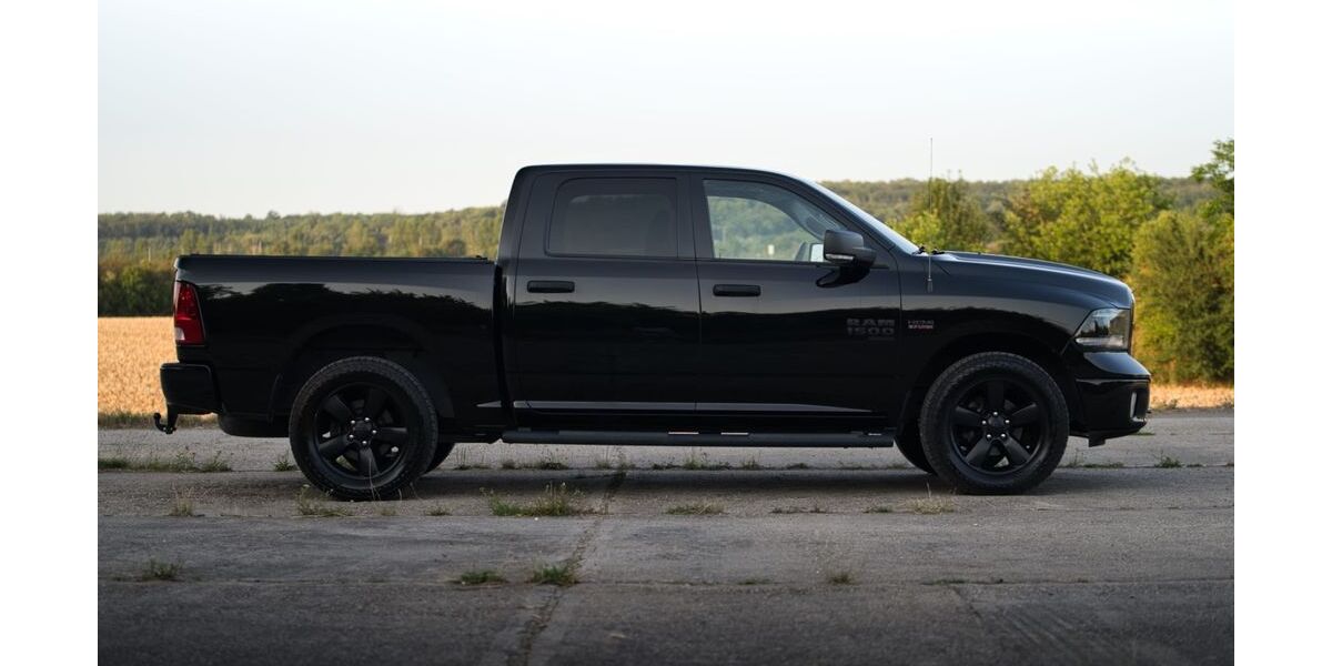 Dodge RAM 47.000 km 45.990 &euro; Lutherstadt Eisleben 06295