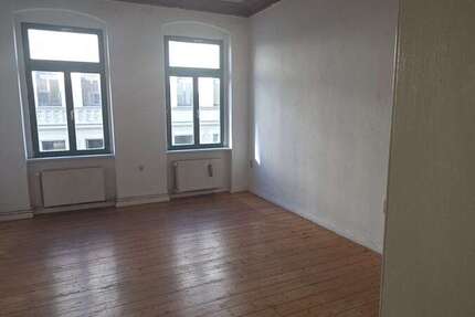 Wohnung Halle Damaschkestraße - 3 Zimmer, 90 m&sup2;, 550&euro; | Angebot:26864507
