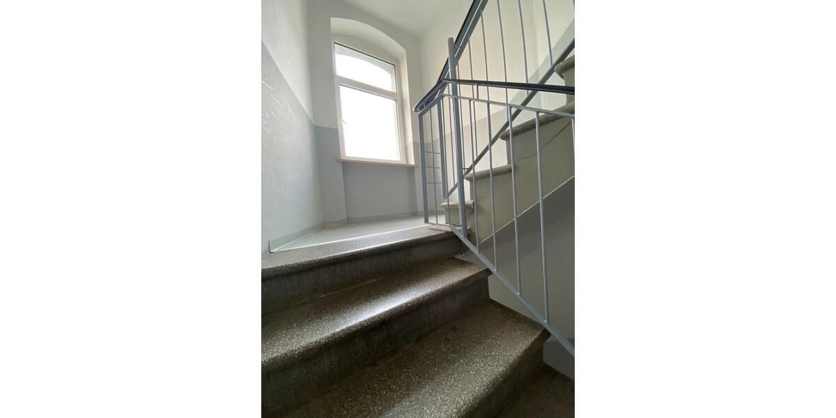 Etagenwohnung Halle (Saale) Büschdorf - 1 Zimmer, 33 m&sup2;, 317&euro; | Angebot:25579424