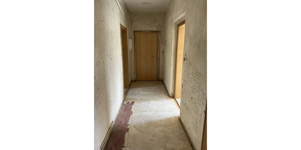 Etagenwohnung Bitterfeld-Wolfen Wolfen - 3 Zimmer, 65 m&sup2;, 35.000&euro; | Angebot:25802521