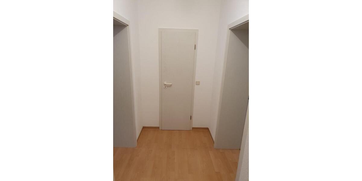 Hochparterre Halle (Saale) Damaschkestraße - 2 Zimmer, 59 m&sup2;, 472&euro; | Angebot:26439125