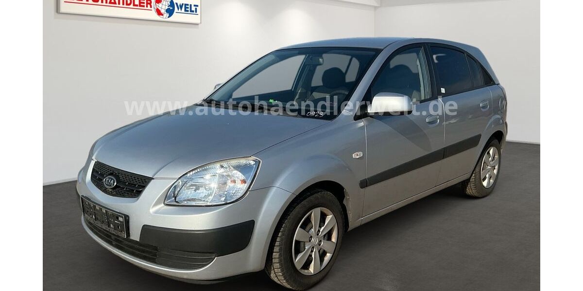 Kia Rio 160.973 km 599 &euro; Brehna 06796