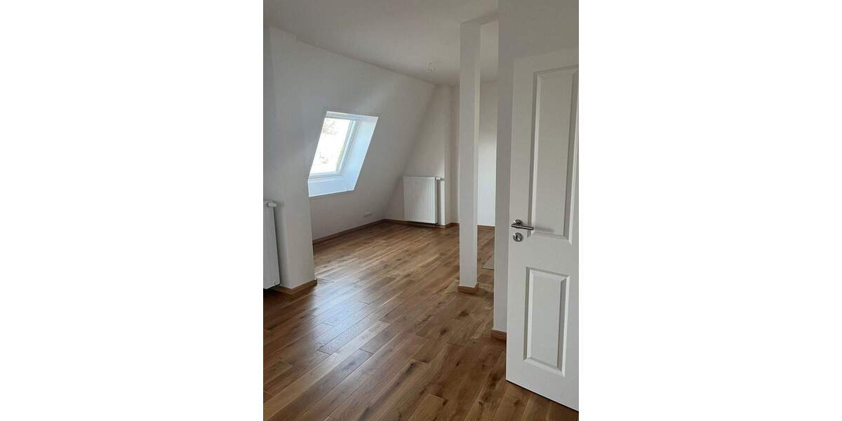 Etagenwohnung Halle (Saale) Innenstadt - 4 Zimmer, 105 m&sup2;, 335.000&euro; | Angebot:25250550