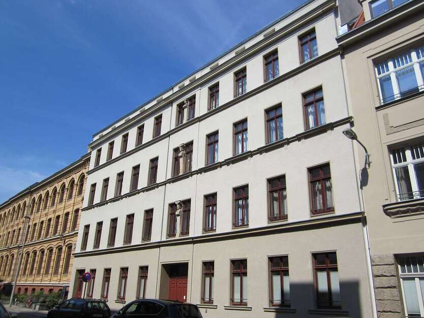 Wohnung zum Kaufen in Leipzig 359.000 € 97.11 m²