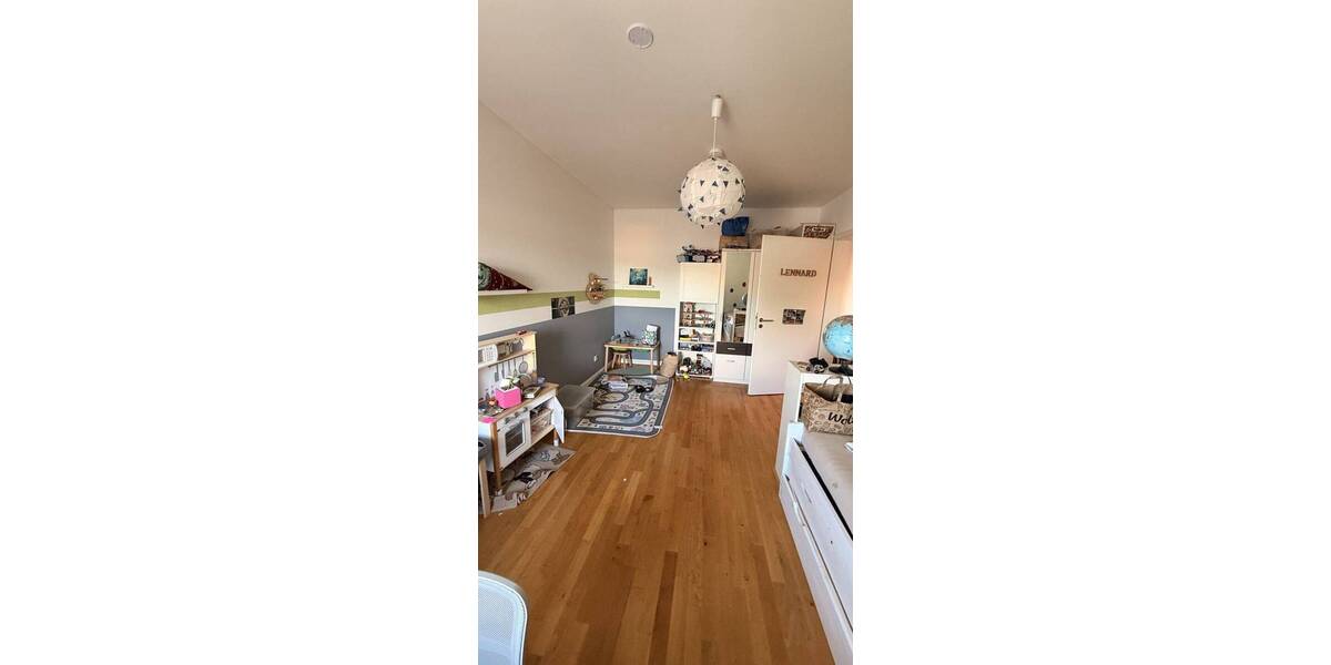 Etagenwohnung Markranstädt Quesitz - 5 Zimmer, 134 m&sup2;, 1.300&euro; | Angebot:26763989