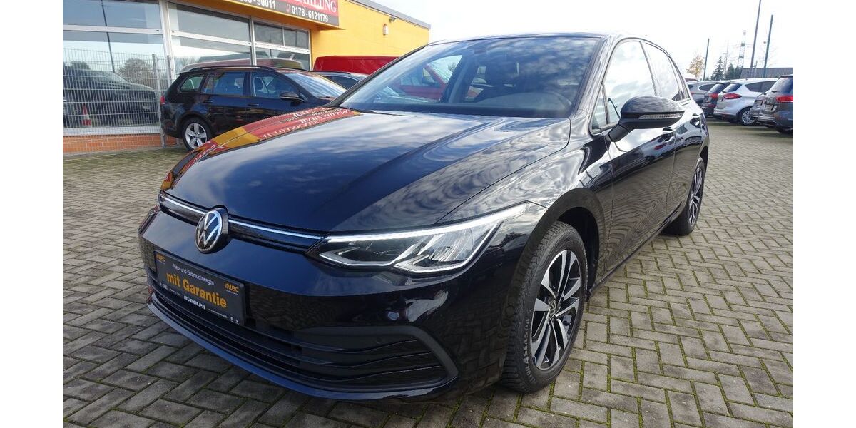 VW Golf 35.032 km 17.950 &euro; Bad Lauchstädt 06246