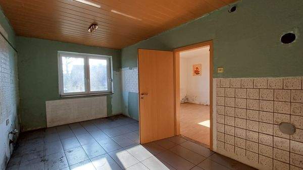 Doppelhaushälfte Ihlewitz Ihlewitz - 7 Zimmer, 196 m&sup2;, 55.000&euro; | Angebot:25664713