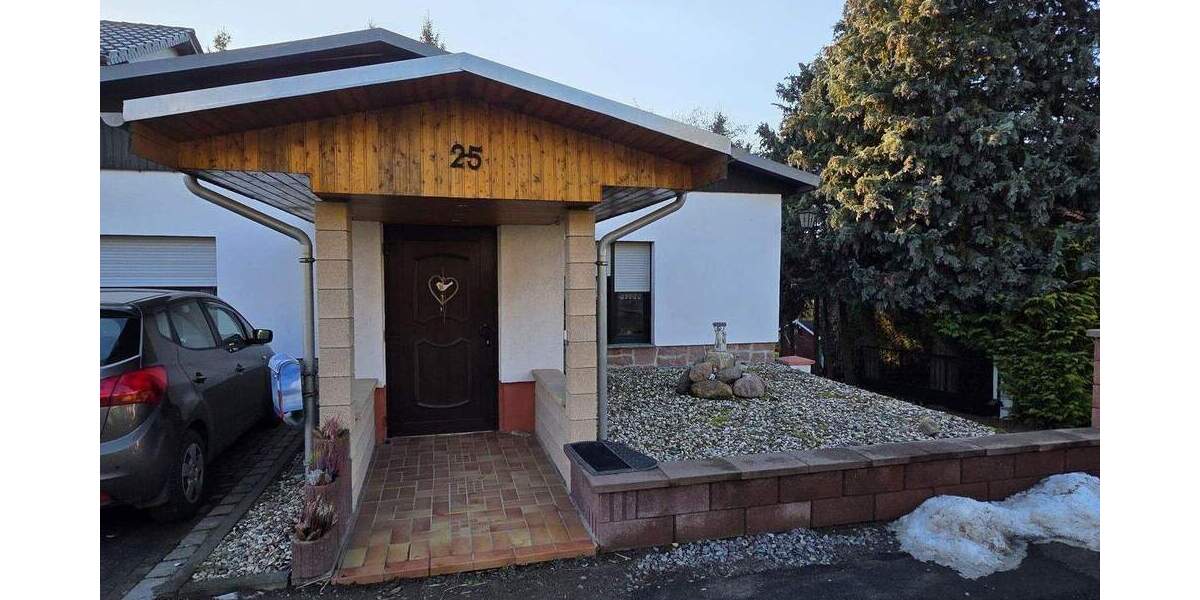 Doppelhaushälfte Petersberg OT Gutenberg Gutenberg - 7 Zimmer, 144 m&sup2;, 380.000&euro; | Angebot:24684833