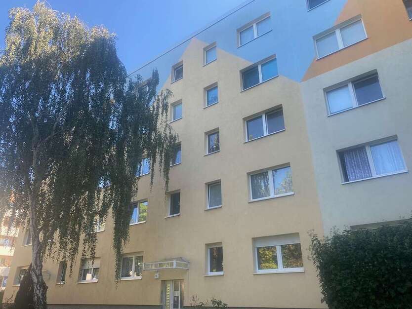 Wohnung zum Mieten in HalleSaale 345 € 57.31 m²