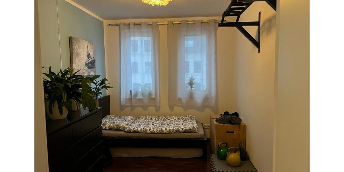 Etagenwohnung Halle (Saale) Damaschkestraße - 4 Zimmer, 117 m&sup2;, 1.275&euro; | Angebot:24873696