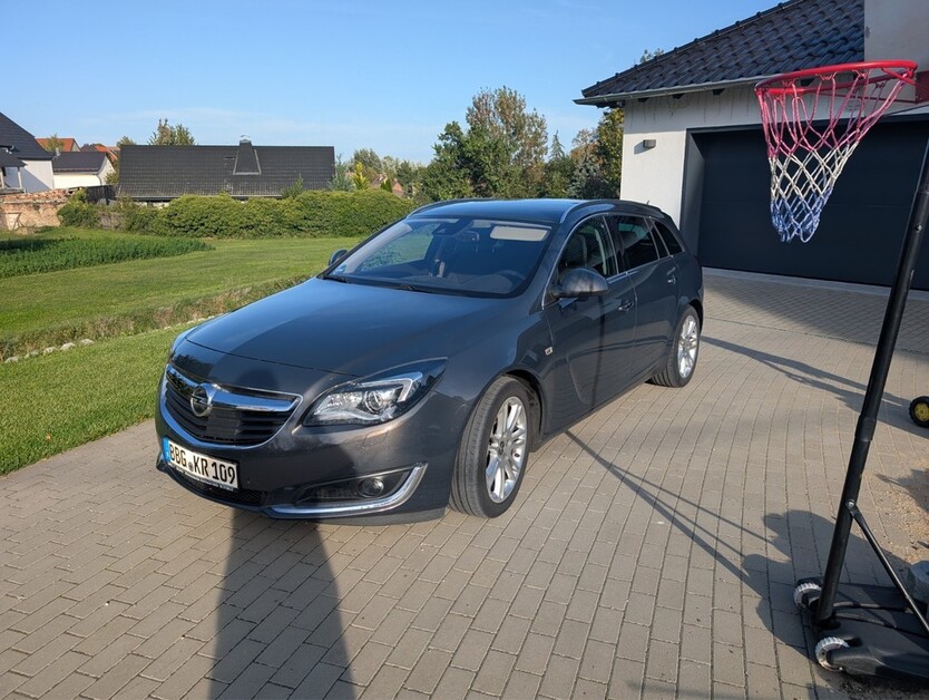 Opel Insignia Sports Tourer 158.600 km 7.300 € Könnern 06420