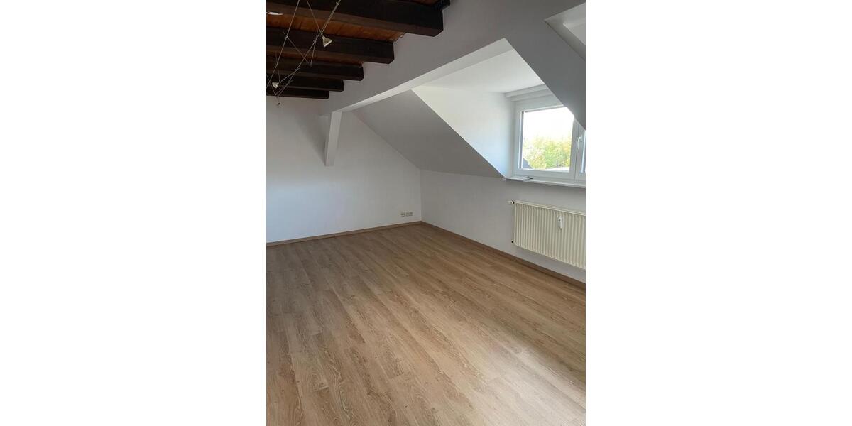 Dachgeschoßwohnung Delitzsch - 2.5 Zimmer, 55 m&sup2;, 764&euro; | Angebot:26050439