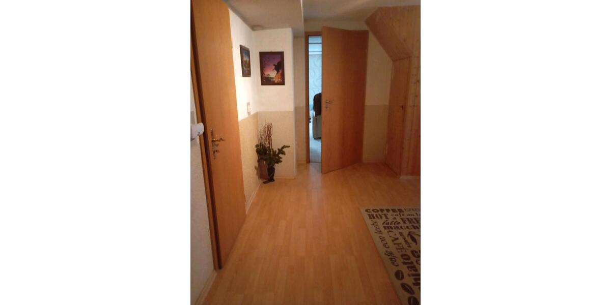 Einfamilienhaus Bad Dürrenberg - 7 Zimmer, 140 m&sup2;, 450.000&euro; | Angebot:27225181