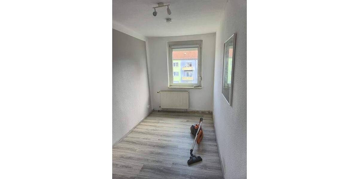 Etagenwohnung Braunsbedra Lunstädt - 2 Zimmer, 59 m&sup2;, 35.000&euro; | Angebot:26740290