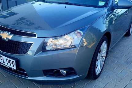 Chevrolet Cruze 127.000 km 3.650 &euro; Sandersdorf-Brehna 06792