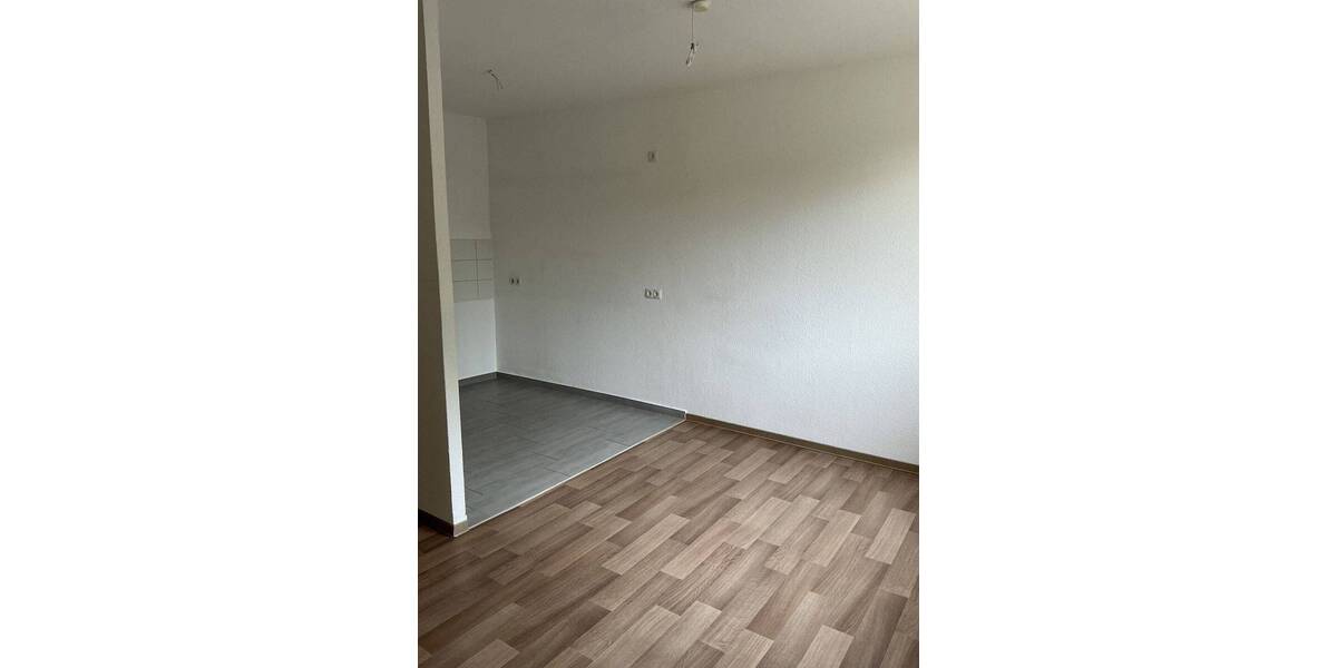 Etagenwohnung Sandersdorf-Brehna Sandersdorf - 2 Zimmer, 41 m&sup2;, 296&euro; | Angebot:26745004