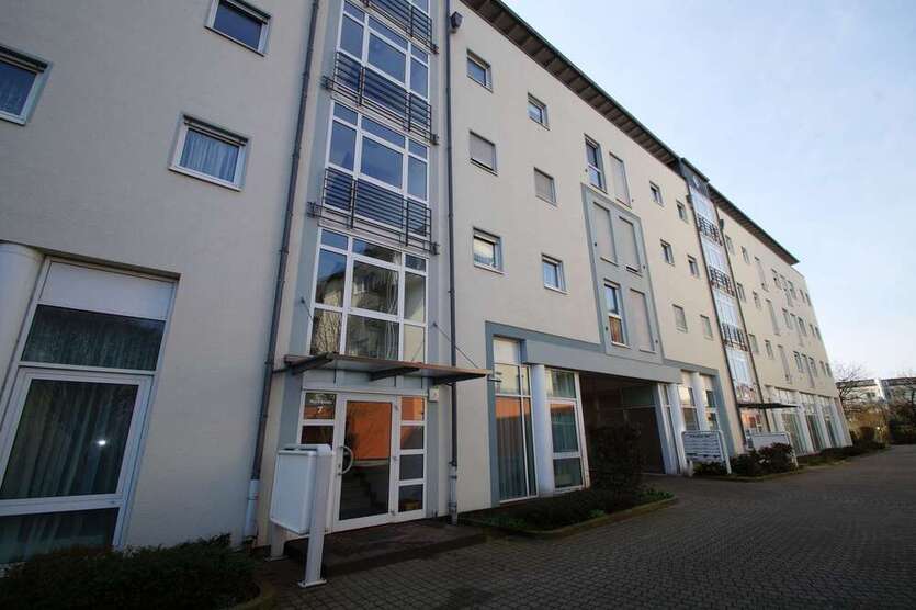 Große und Helle 2-Zimmer-Wohnung in der Nähe von Leipzig