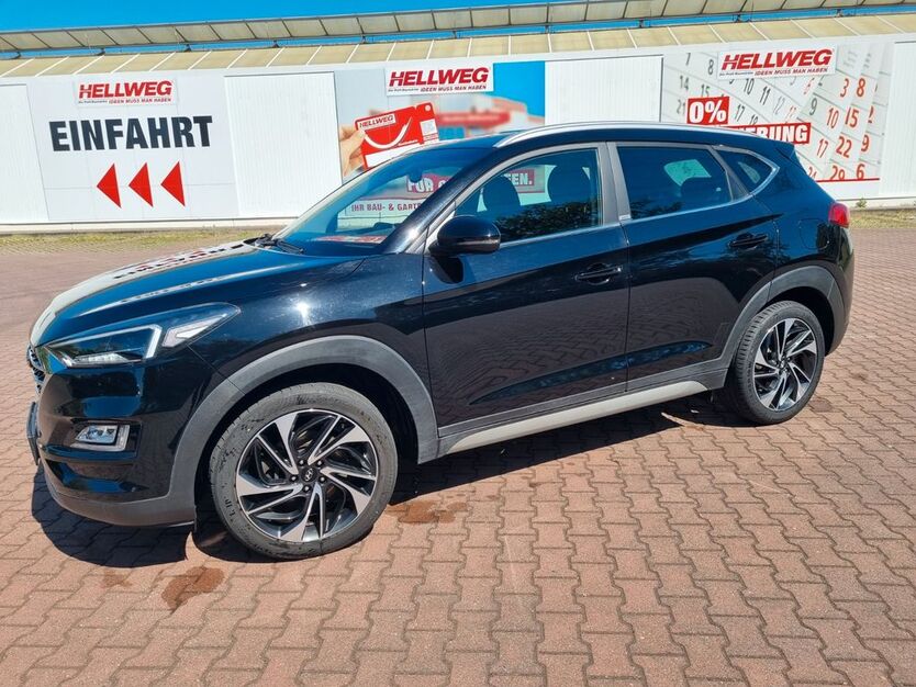 Hyundai TUCSON 61.400 km 19.800 € Halle/S. 06132