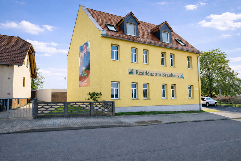 Mehrfamilienhaus, Wohnhaus Schkopau Röglitz - 1 Zimmer, 303 m&sup2;, 580.000&euro; | Angebot:25798022