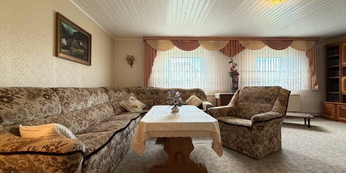 Doppelhaushälfte Bitterfeld-Wolfen Greppin - 4 Zimmer, 107 m&sup2;, 125.000&euro; | Angebot:26751001