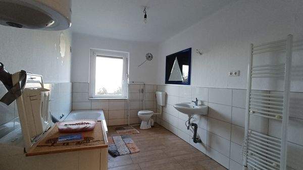 Doppelhaushälfte Ihlewitz Ihlewitz - 7 Zimmer, 196 m&sup2;, 55.000&euro; | Angebot:25664713