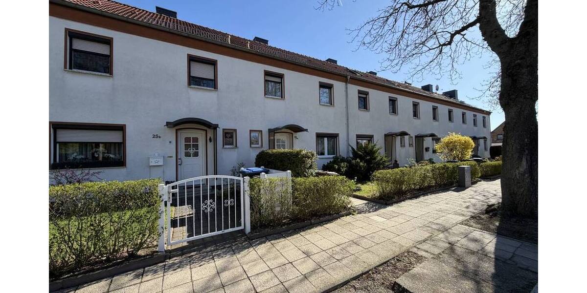 Reihenmittelhaus Bitterfeld-Wolfen Wolfen - 5 Zimmer, 80 m&sup2;, 76.000&euro; | Angebot:26391517