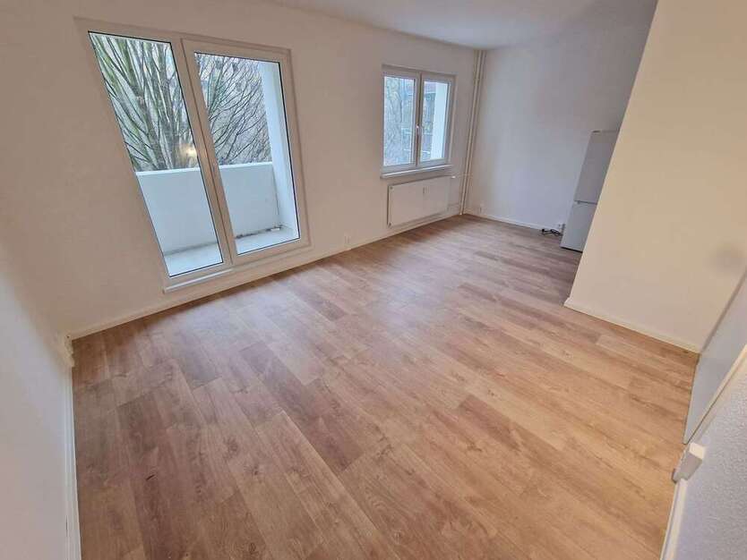 Wohnung zum Mieten in Halle 500 € 68 m²