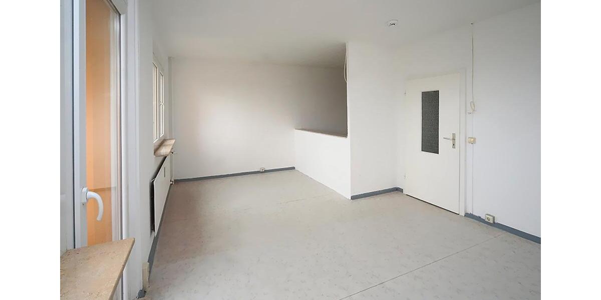 Etagenwohnung Eisleben (Lutherstadt) - 4 Zimmer, 66 m&sup2;, 283&euro; | Angebot:20829765