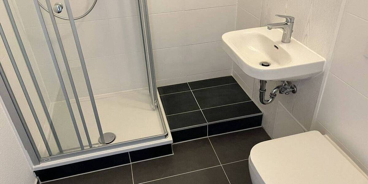 Etagenwohnung Halle (Saale) Nördliche Neustadt - 3 Zimmer, 57 m&sup2;, 320&euro; | Angebot:26843824