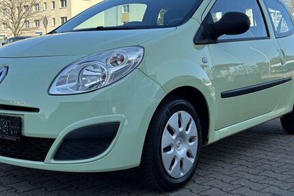 Renault Twingo 66.000 km 2.999 &euro; Halle/Saale 06126