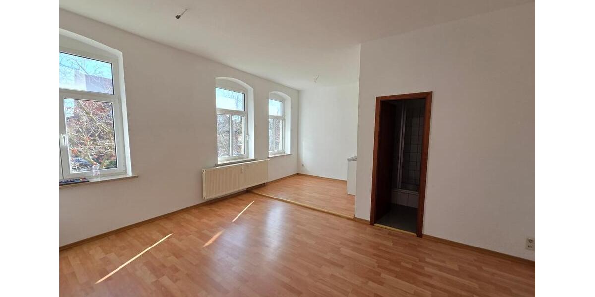 Etagenwohnung Halle (Saale) Büschdorf - 1 Zimmer, 33 m&sup2;, 317&euro; | Angebot:25579424