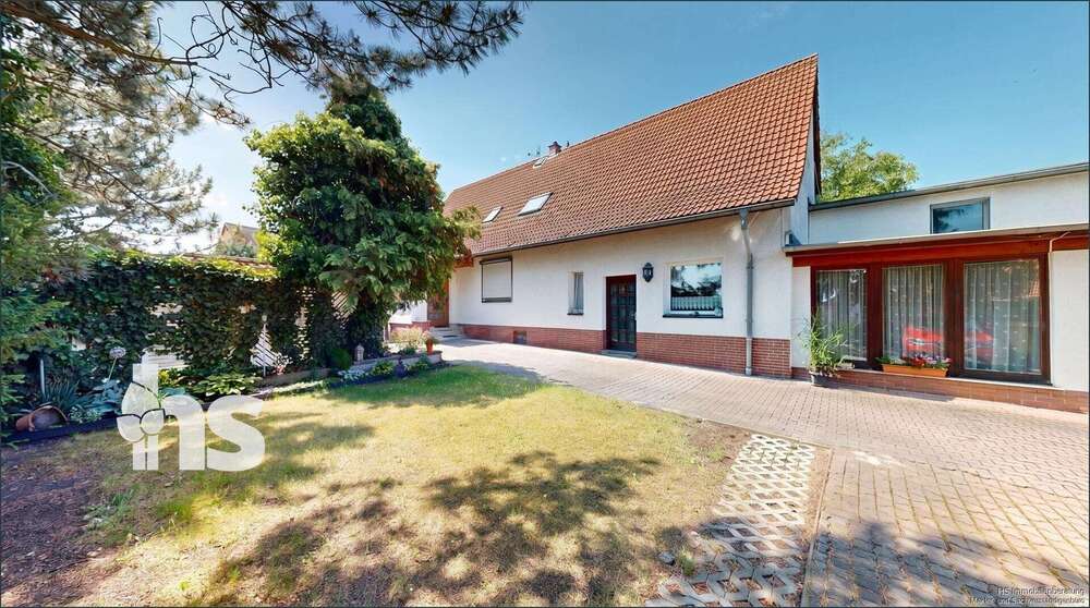 Einfamilienhaus Angersdorf Angersdorf - 12 Zimmer, 387 m&sup2;, 279.000&euro; | Angebot:26825889
