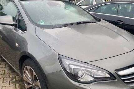 Opel Cascada 45.000 km 16.900 € Halle 06116
