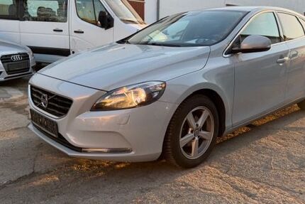 Volvo V40 215.000 km 5.999 &euro; Halle 06118