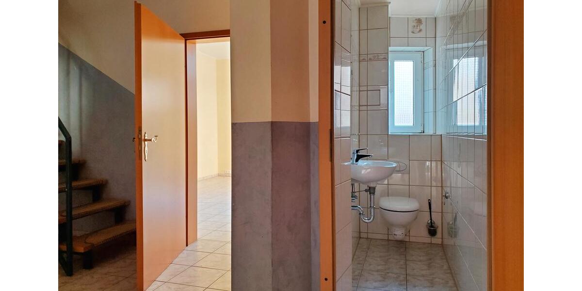 Maisonettenwohnung Halle (Saale) Am Wasserturm/Thaerviertel - 5 Zimmer, 196 m&sup2;, 1.570&euro; | Angebot:24428108