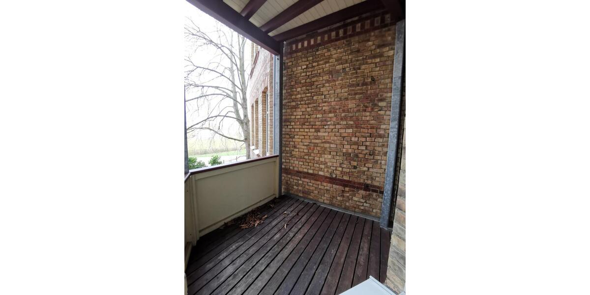 Hochparterre Halle (Saale) Damaschkestraße - 5 Zimmer, 115 m&sup2;, 900&euro; | Angebot:24813392