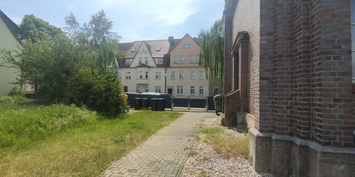 Etagenwohnung Bitterfeld Anhaltsiedlung - 2 Zimmer, 34 m&sup2;, 265&euro; | Angebot:26799302