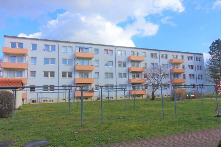Etagenwohnung Braunsbedra Neumark - 2 Zimmer, 48 m&sup2;, 291&euro; | Angebot:27091494