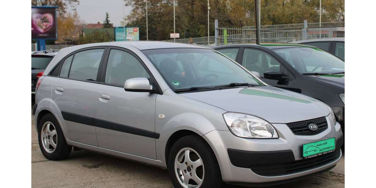 Kia Rio 90.500 km 3.150 &euro; Holleben bei Halle 06179