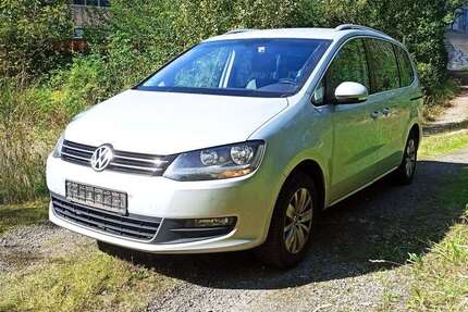VW Sharan 255.658 km 8.888 € Schkeuditz 04435