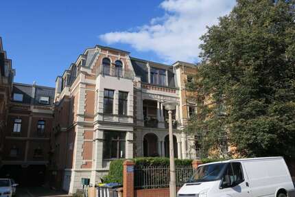 Wohnung zum Mieten in Halle 495 € 58.74 m²