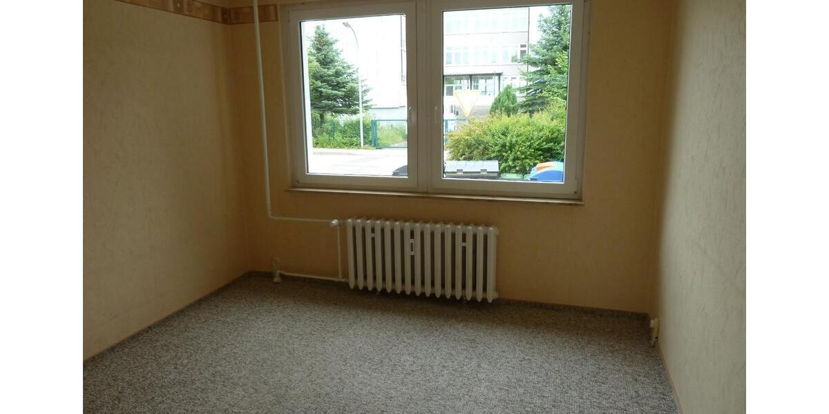 Etagenwohnung Südliches Anhalt - 4 Zimmer, 75 m&sup2;, 318&euro; | Angebot:24750009