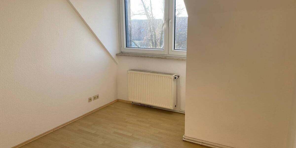 Zimmer Halle (Saale) Damaschkestraße - 2 Zimmer, 55 m&sup2;, 460&euro; | Angebot:26092449