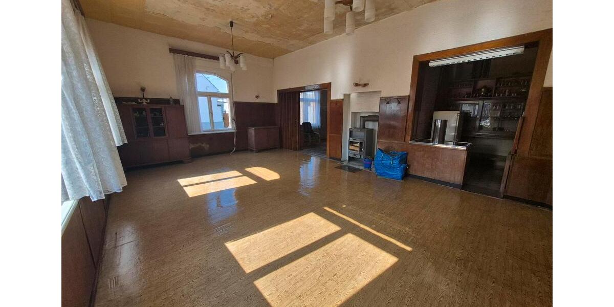 Mehrfamilienhaus, Wohnhaus Köthen (Anhalt) - 10 Zimmer, 115.000&euro; | Angebot:22727213