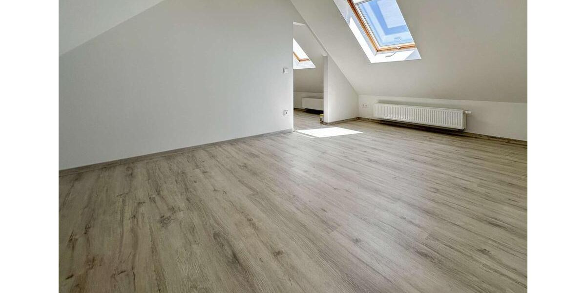 Dachgeschoßwohnung Delitzsch - 5 Zimmer, 112 m&sup2;, 1.225&euro; | Angebot:24976476