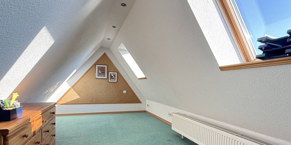 Einfamilienhaus Weißandt-Gölzau Klein-Weißandt - 8 Zimmer, 233 m&sup2;, 499.000&euro; | Angebot:26036794